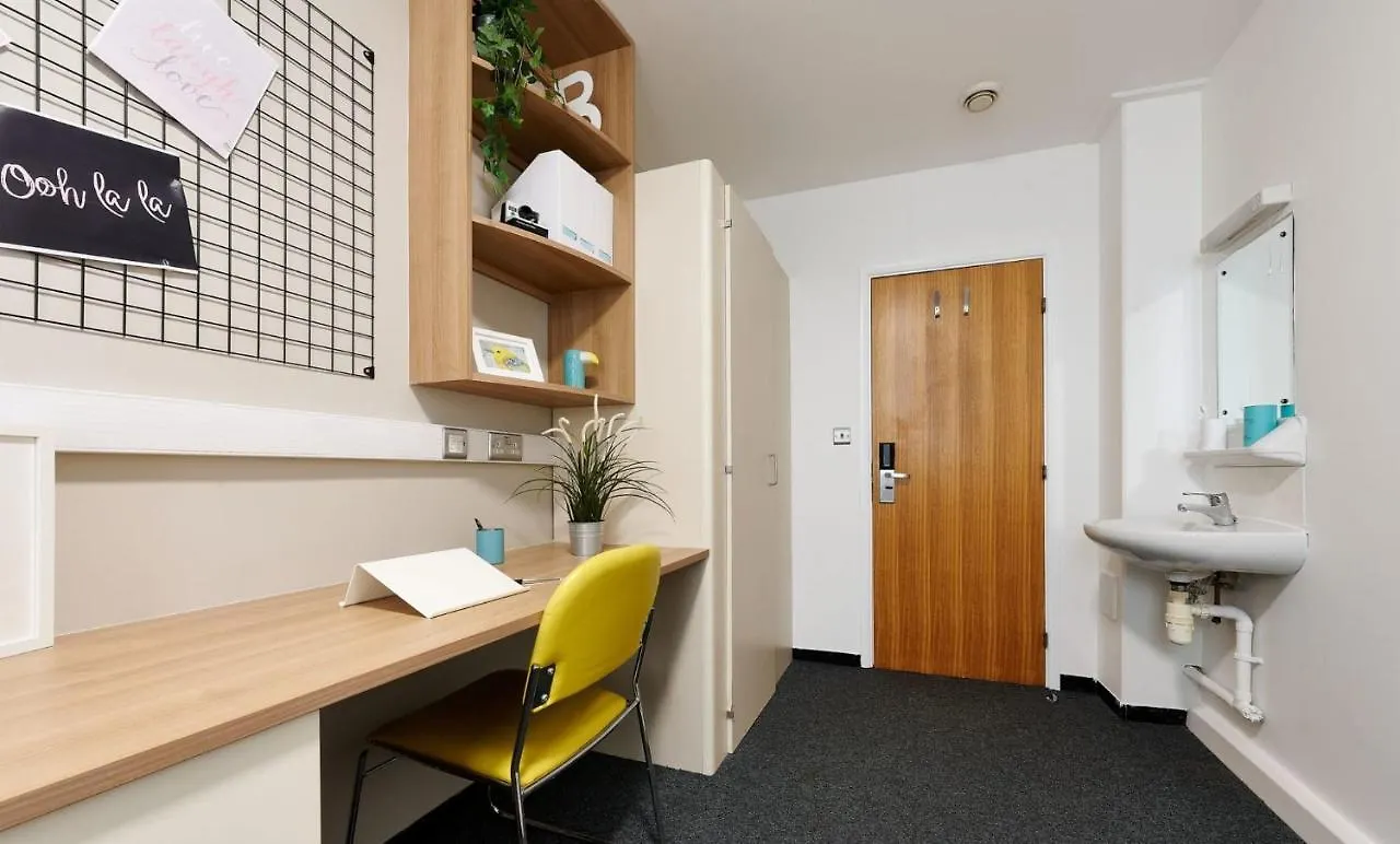 For Students Only Host Northernhay House Эксетер